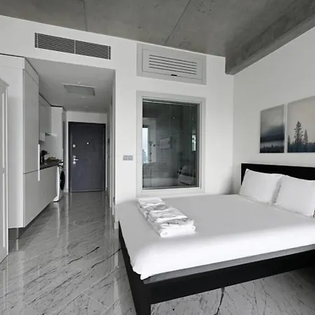 Cool Bright W Parking Poolviews! #238 * Istanbul