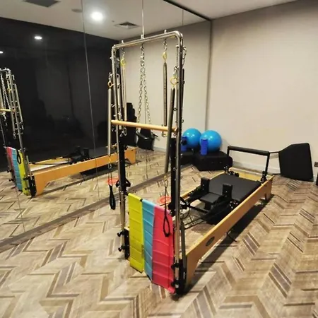 Cool Bright W Parking Poolviews! #238 Апартаменты